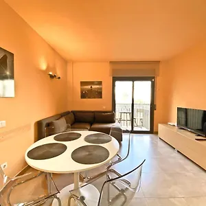 Urban Manresa-city Center With Balcony Apartamento